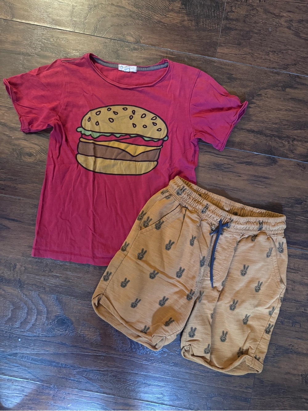 Appaman Burger Tee and shorts boys set